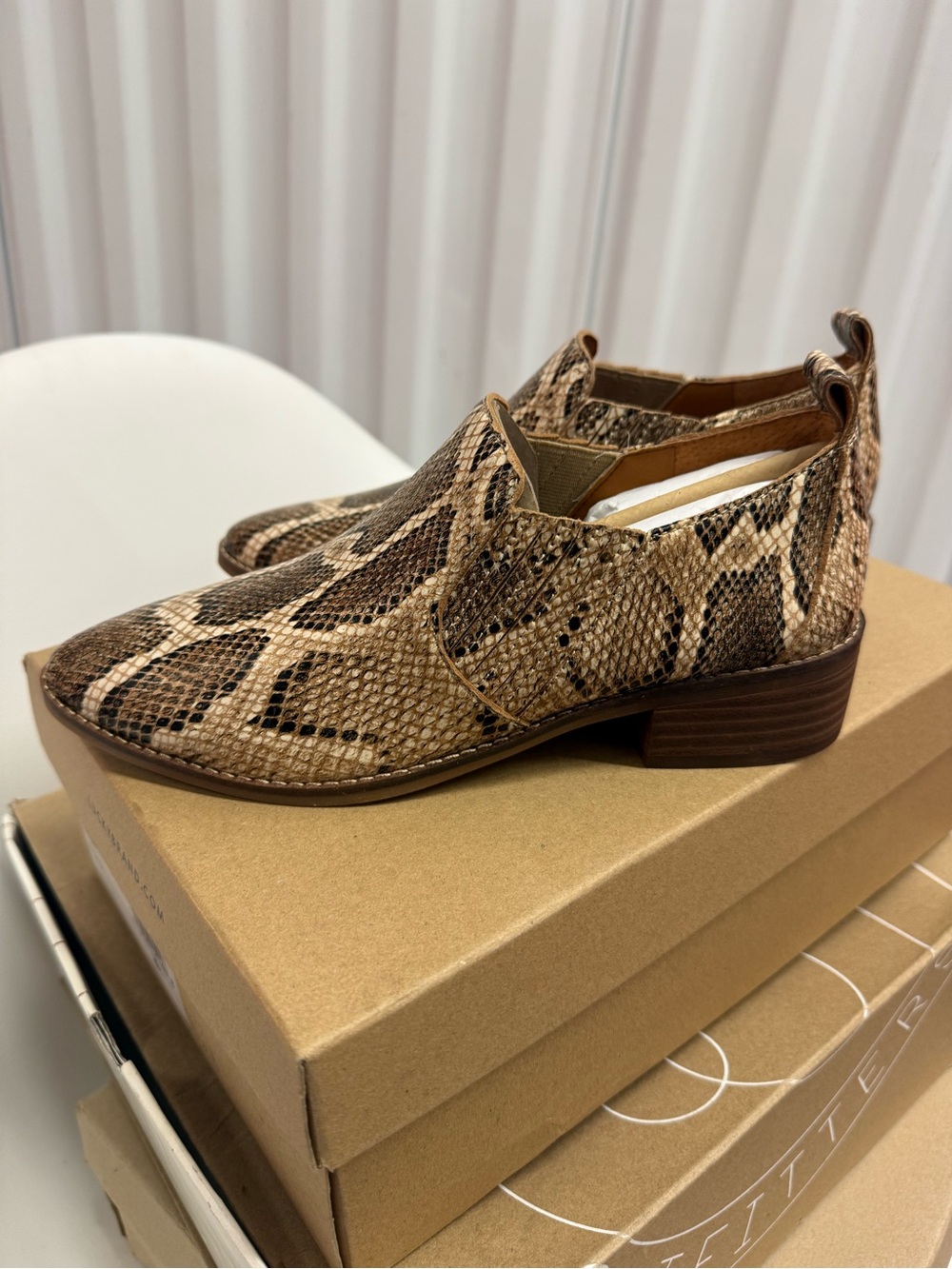 Luckybrand Women's Brown Snake-Print Low Heel Ankle Boots 6